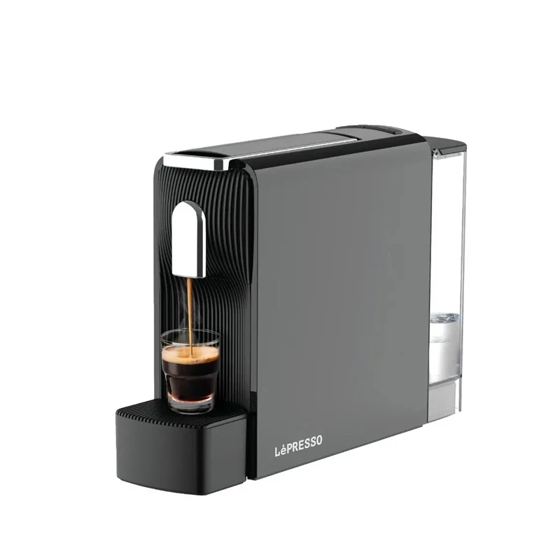 اسپرسوساز لپرسو مدل LePresso LPCFFM0045 با ظرفیت 550 میلی‌لیتر
